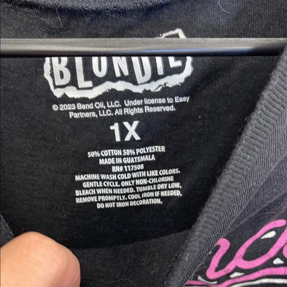 Blondie Black Graphic Tee - Short Sleeve 1x - Picture 2 of 3